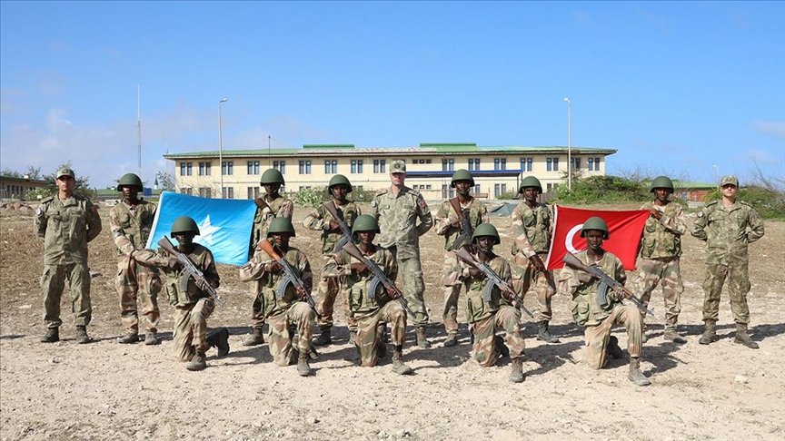 Afrika Boynuzu'nda Türk ordusu ile ortak operasyon! Somali duyurdu: MV Latuf gemisi kurtarıldı, 14 korsan öldürüldü