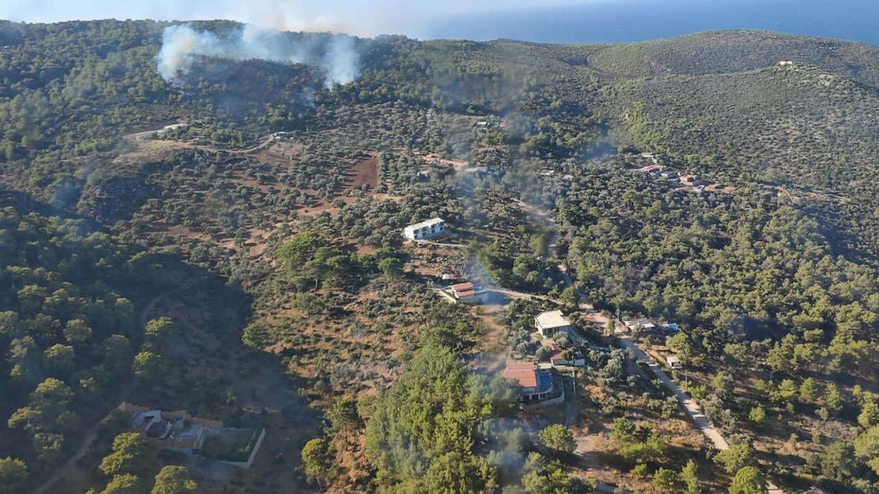 Antalya Kaş'ta orman yangını! Ekipler bölgede