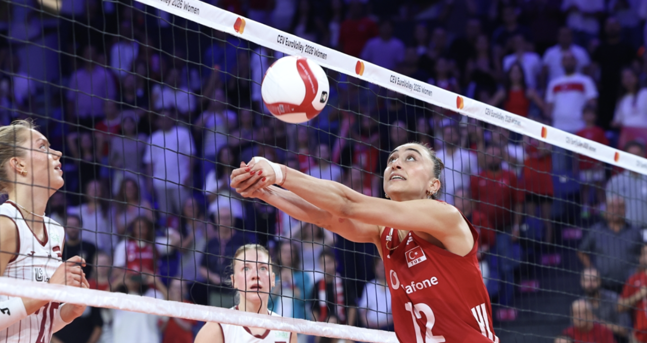Türkiye-Azerbaycan voleybol maçı ne zaman, saat kaçta? Filenin Sultanları CEV 2026 Avrupa Şampiyonası’na namağlup devam ediyor!