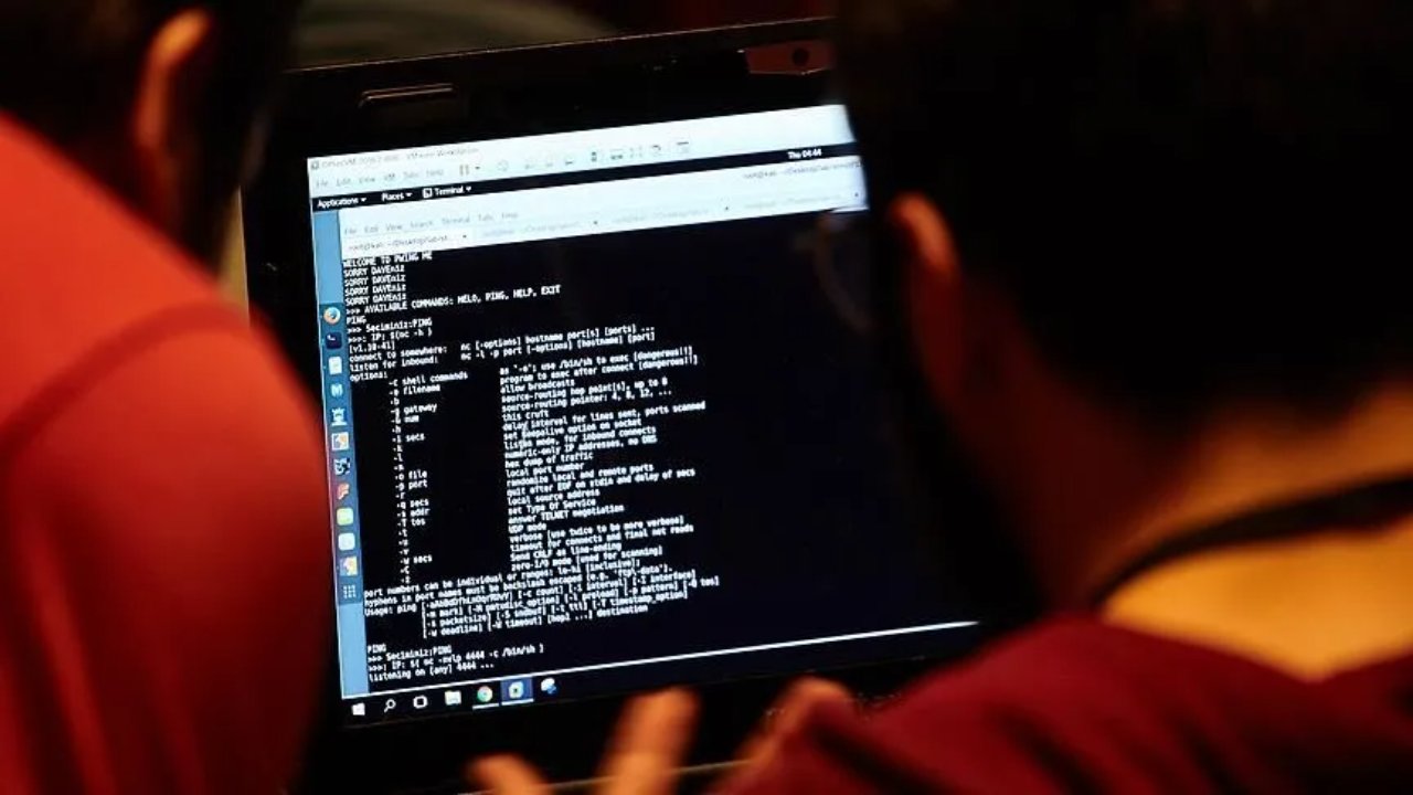 Savunma Bakanlığı hacklendi ülke karıştı: 114 bin kişinin bilgileri çalındı!