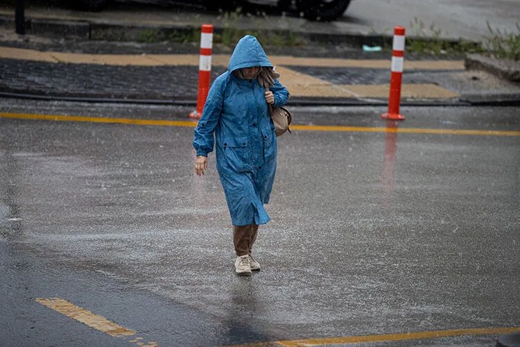 12 ilde yağmur bulutu! Meteoroloji tek tek sıraladı! Gök gürültülü sağanak yolda
