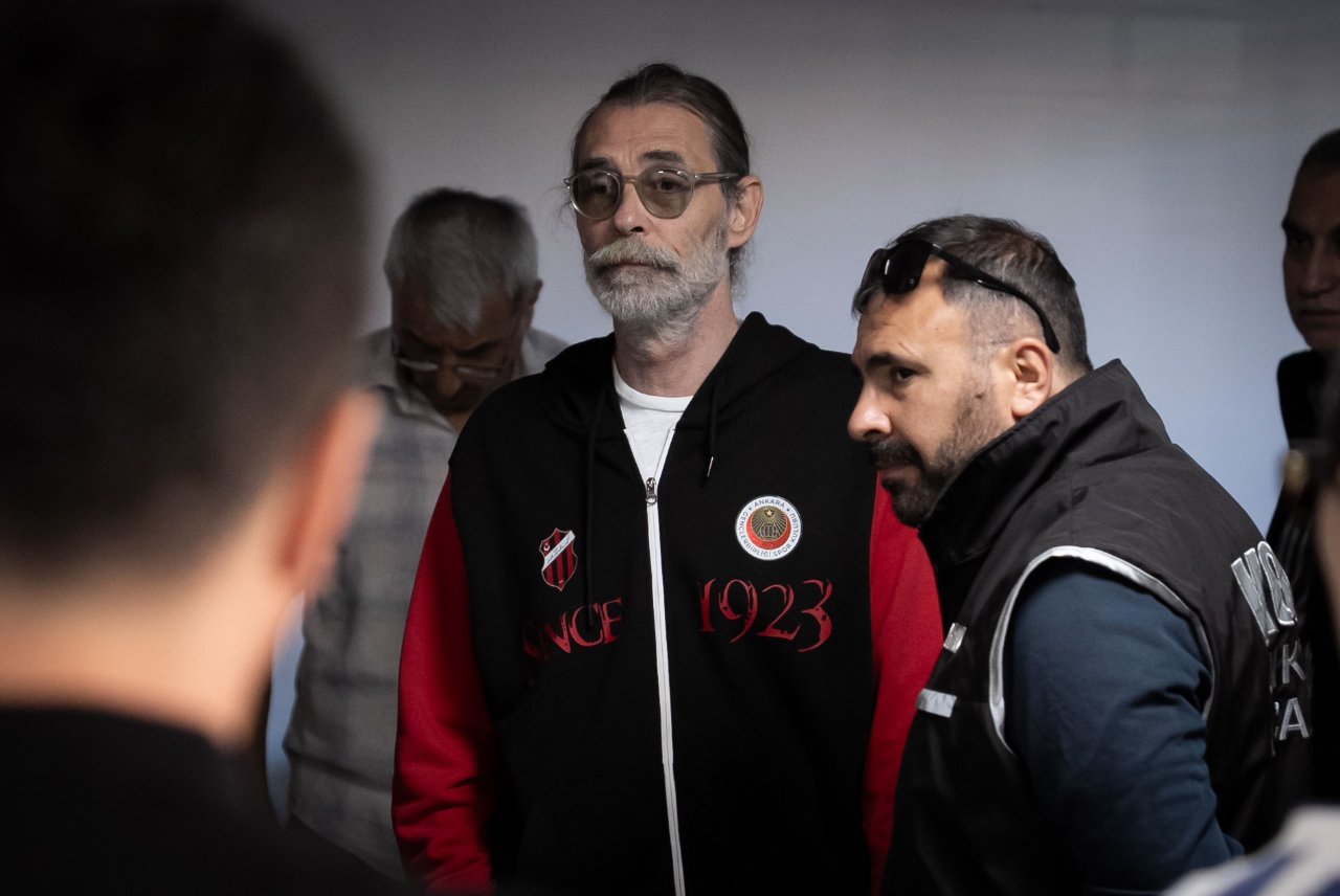 ‘Behzat Ç. komiser’ üç maymunu oynadı! CHP’nin artist başkanı, 207 soruyu cevapsız bıraktı