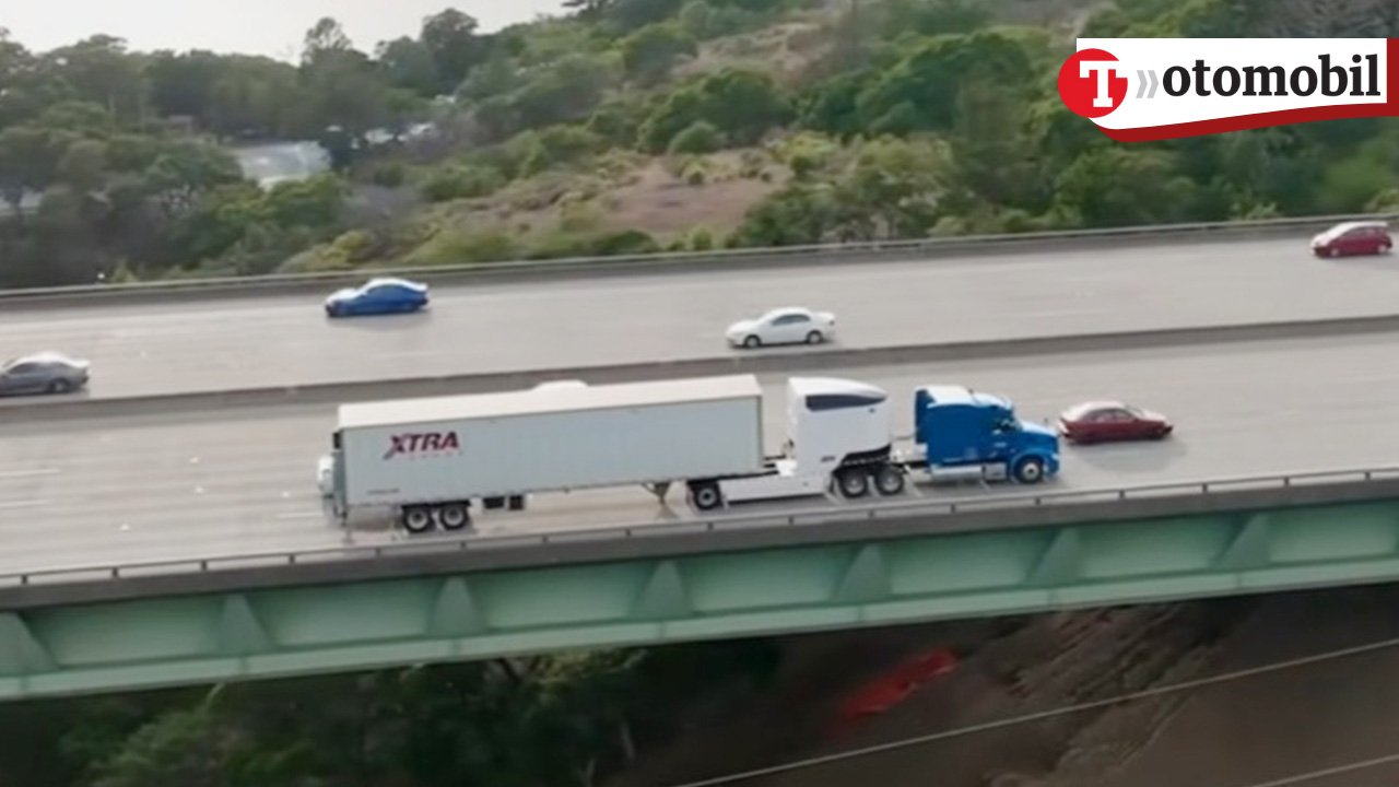 Dizel tırları elektrikliye dönüştüren römork! Yakıt tüketimini yüzde 85'e kadar azaltabiliyor