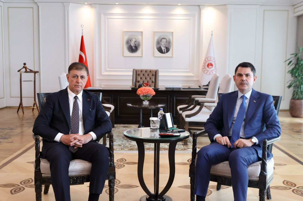 Hakkında AK Parti'ye geçeceği iddiaları var! Cemil Tugay neden Yeni Parti'ye geçmedi? Bizzat açıkladı