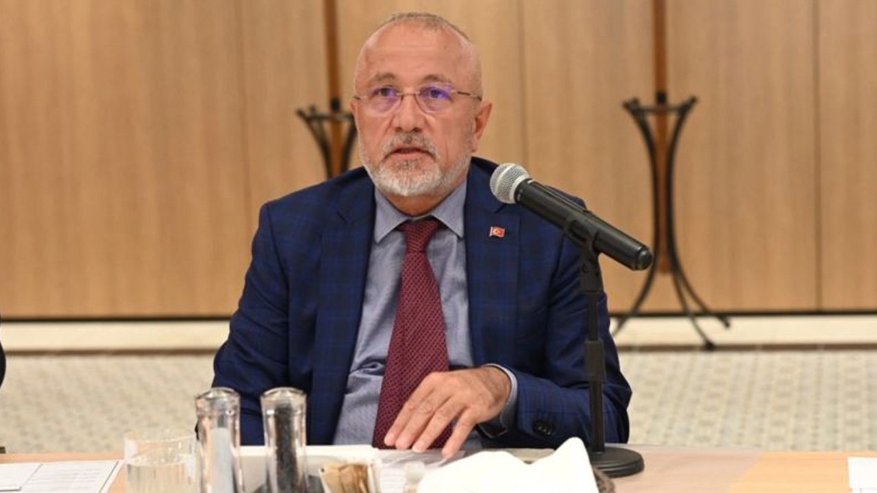 Ahmet Özer