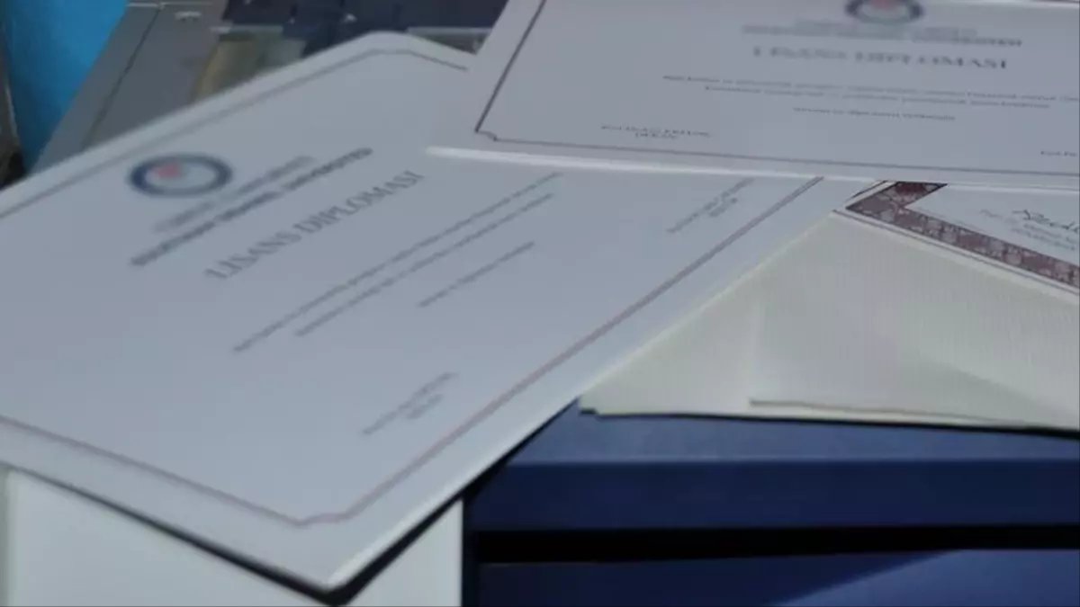 Mavi diploma veren üniversiteler hangileri, hangi ülkelerde geçerli? İşte mavi diploma almanın şartları