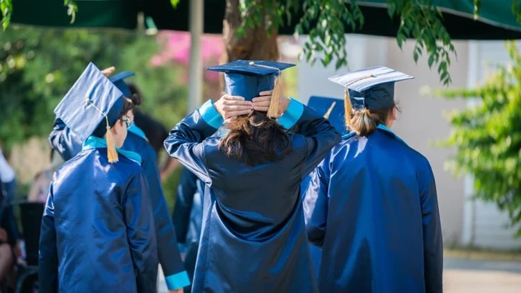 Mavi diploma veren üniversiteler hangileri, hangi ülkelerde geçerli? İşte mavi diploma almanın şartları
