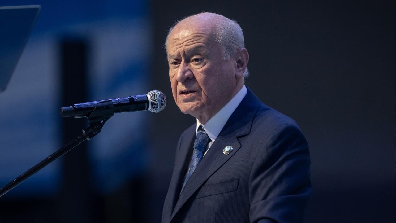Bahçeli'den önemli uyarı: Türk aile yapısını tehdit ediyor