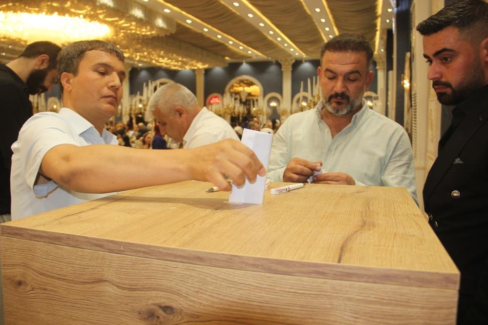 Terörsüz Türkiye’ye destek! Aşiret sünnetinde bütün takılar şehit çocuklarına gidecek