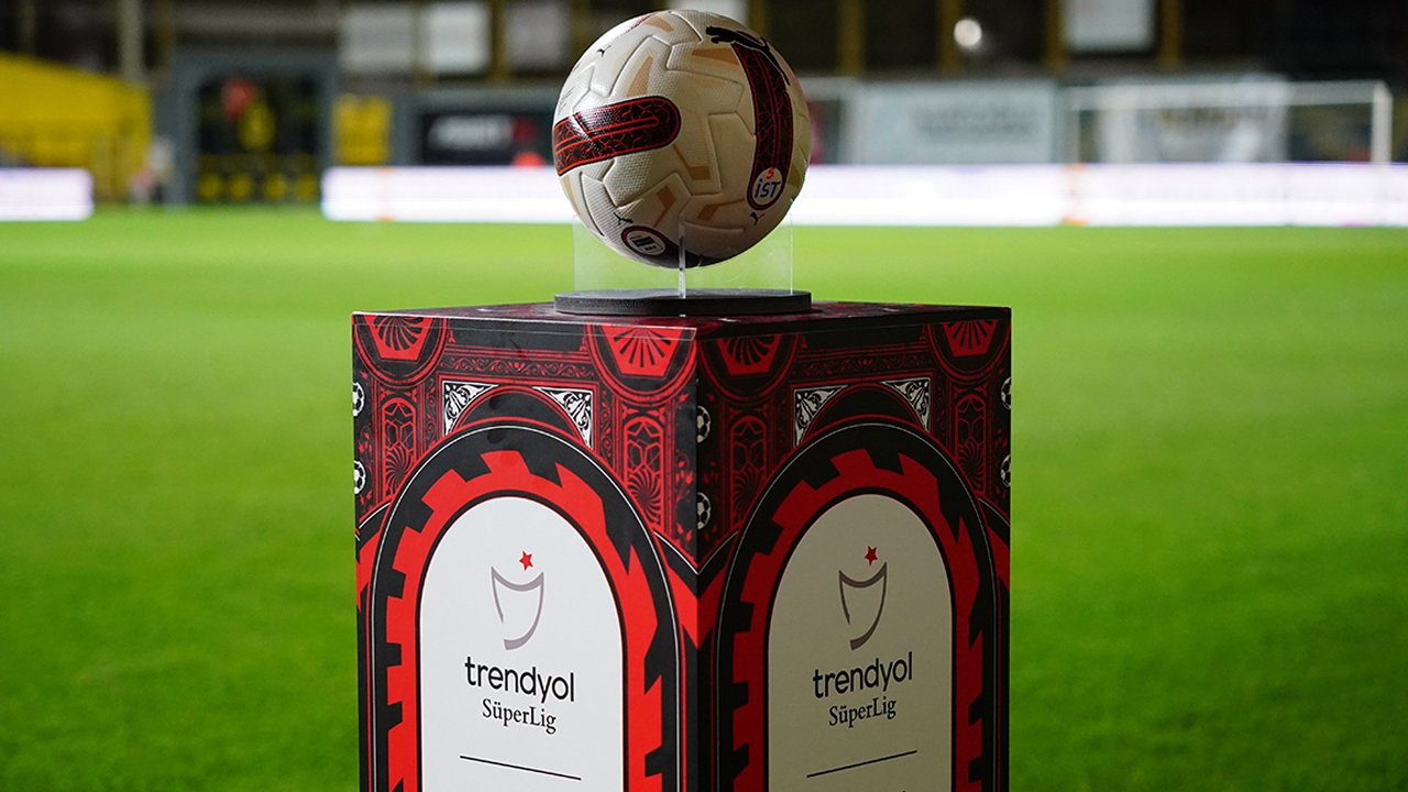 TFF duyurdu: Süper Lig'de yeni sezonun adı belli oldu