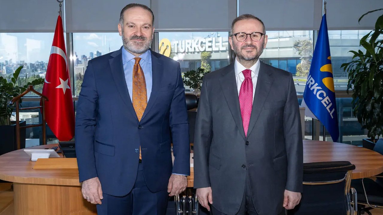 TRT Genel Müdürü Sobacı'dan Turkcell Yönetim Kurulu Başkanı Kazancı'ya ziyaret