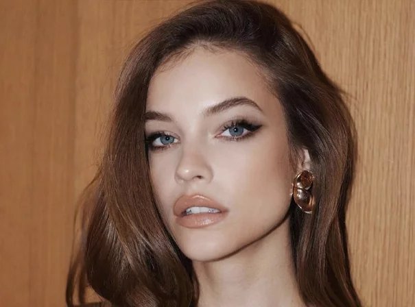 Ünlü manken Barbara Palvin cumhurbaşkanı mı oluyor?  Macaristan'da cumhurbaşkanı anketine damga vurdu
