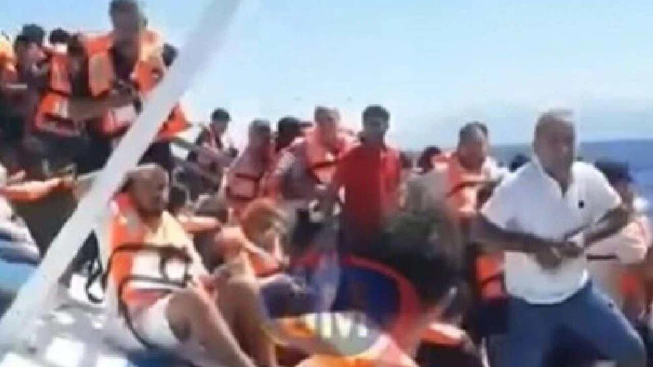 KKTC'de 267 kişinin bulunduğu yolcu gemisi alabora oldu!