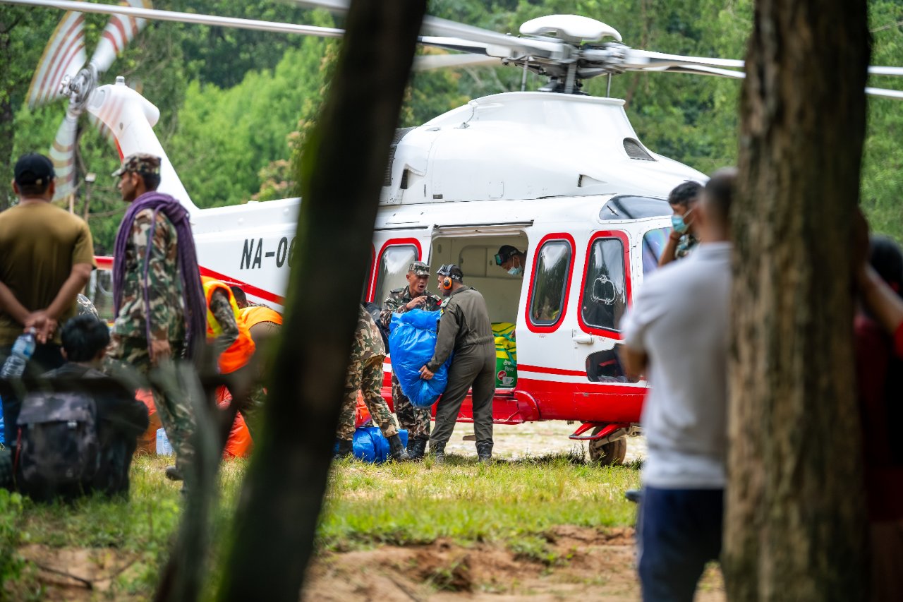 Nepal’de acı dinmiyor! Cesetler çürümeye başladı, aileler yakınlarını fotoğraflardan arıyor