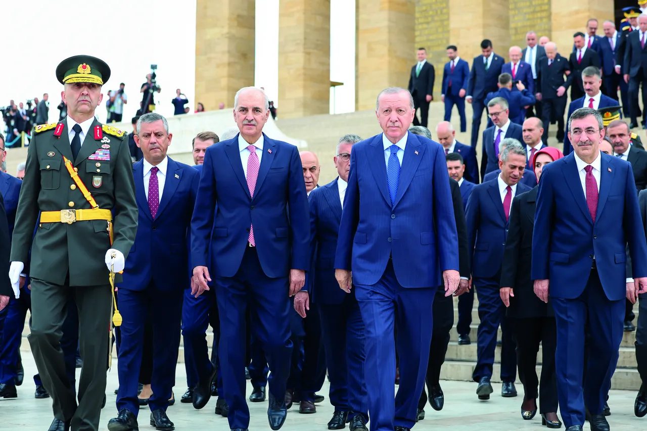 Cumhurbaşkanı Erdoğan'dan Türkiye'yi hedef alanlara net mesaj: Bizle boy ölçüşecek güçte değilsiniz
