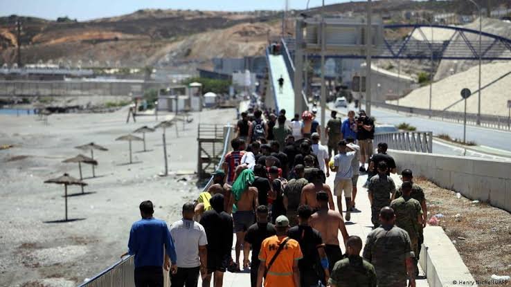 İspanya Başbakanı Sanchez iki ülkeye işaret etti: 'Ceuta'daki göç krizine neden oldular!'