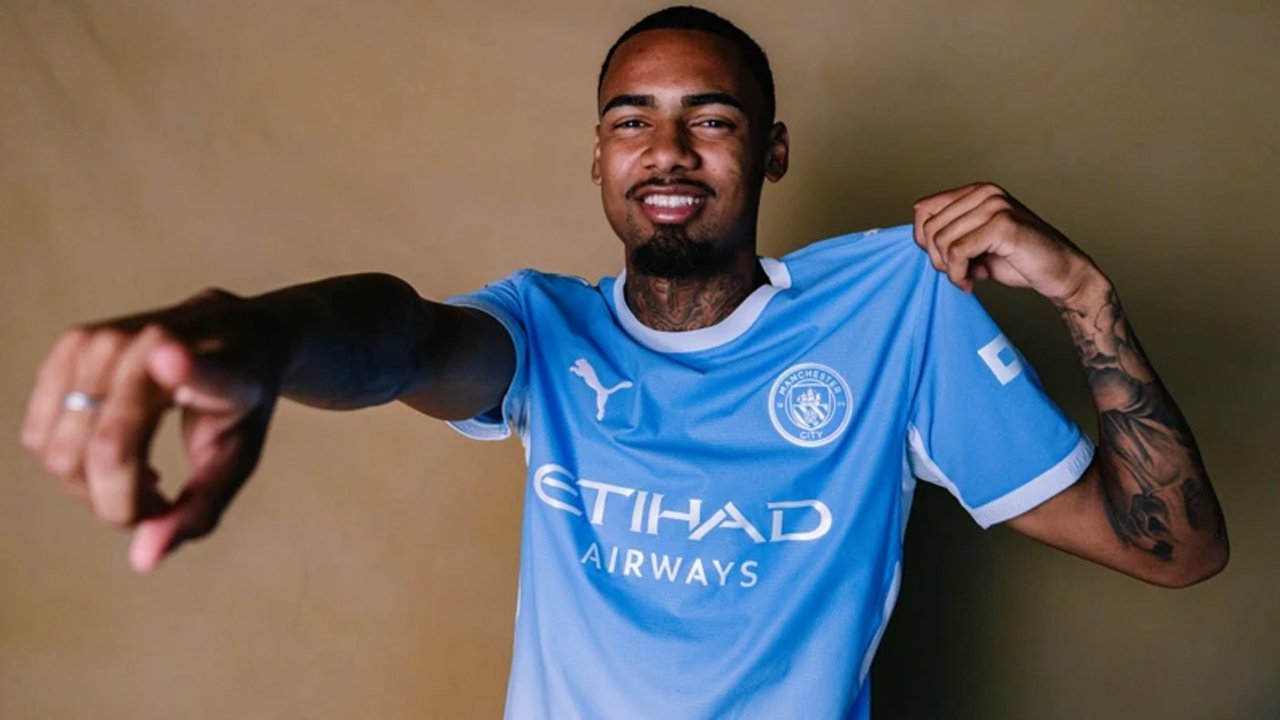 Manchester City'de 3'üncü transfer: Brezilyalı oyuncudan 5 yıllık imza