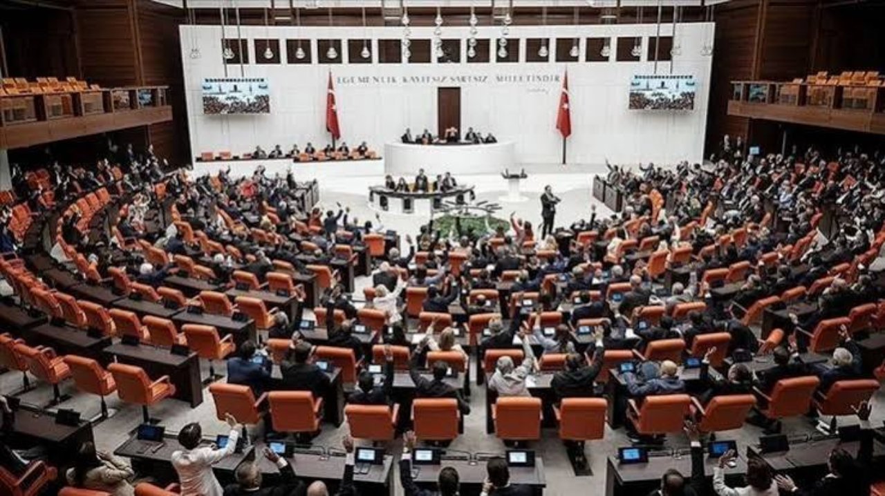 Meclis'te dikkat çeken değişim! Cemalettin Kani Torun istifa etti, sandalye sayısı eksilmedi