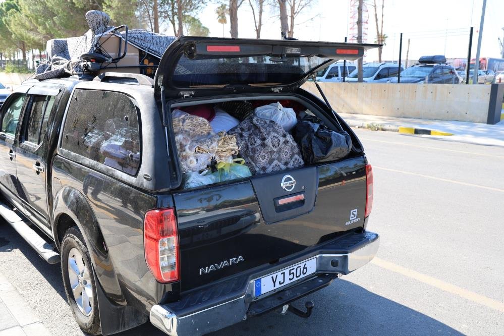 Taşucu Limanı'nda çaresiz bekleyiş! Faciaya rağmen geçmek zorundalar