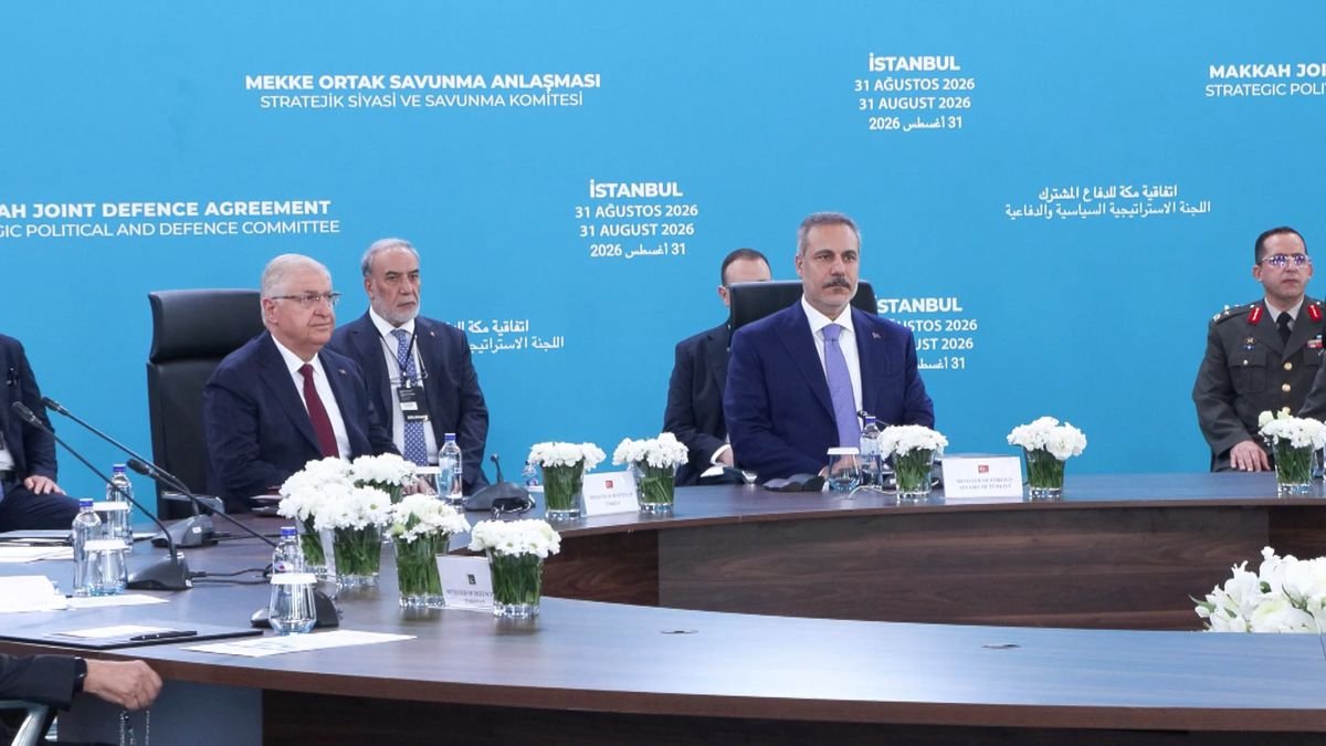 Türkiye, Pakistan ve Suudi Arabistan İstanbul'da toplandı: Ortak savunmada yol haritası belirlenecek