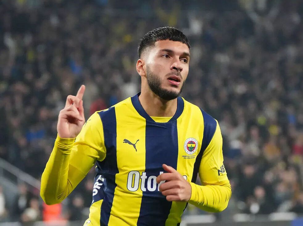 Fenerbahçe'nin milli yıldızına Avrupa'dan 4 talip