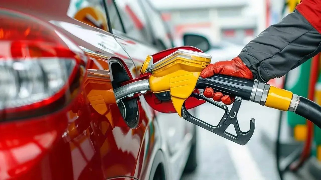 Motorine mazota indirim var mı, kaç TL olacak? 4 Ağustos güncel akaryakıt fiyatları