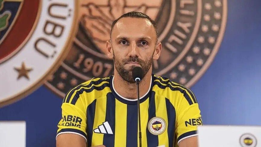 Fenerbahçe, Mallorca'dan transfer edilen Vedat Muriqi ile 3 yıllık sözleşme imzaladı.