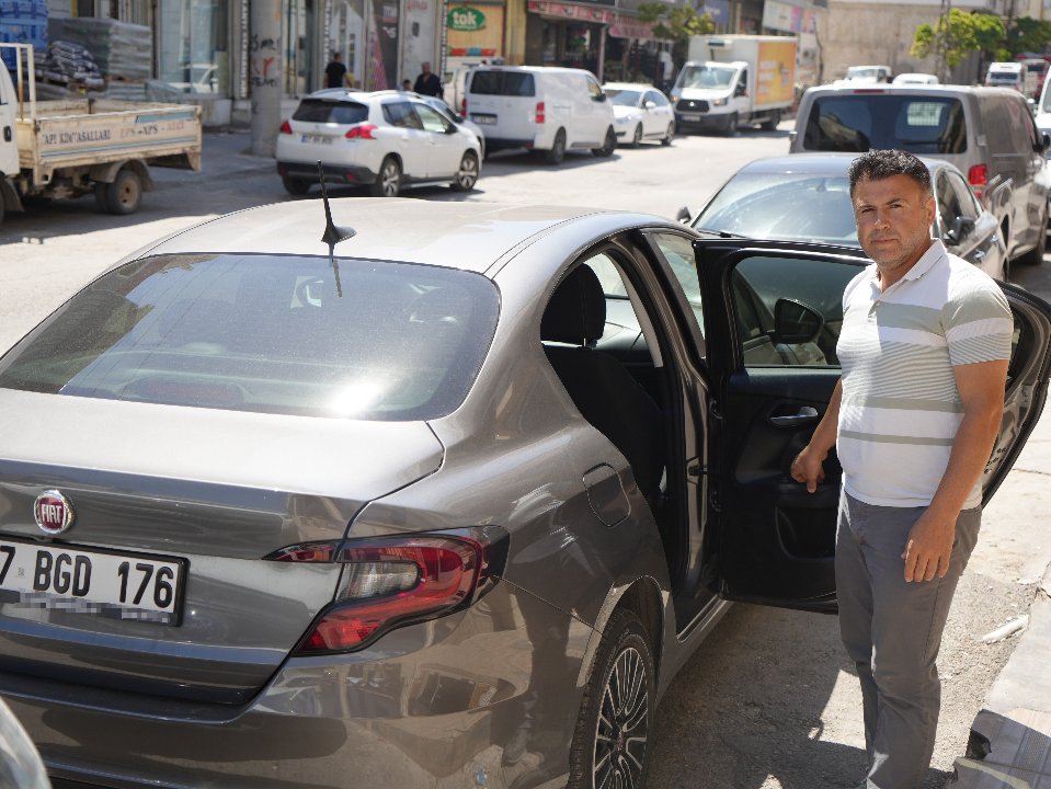 Sıfır diye aldığı araç hasarlı çıktı! Kaza yapıp boyamışlar