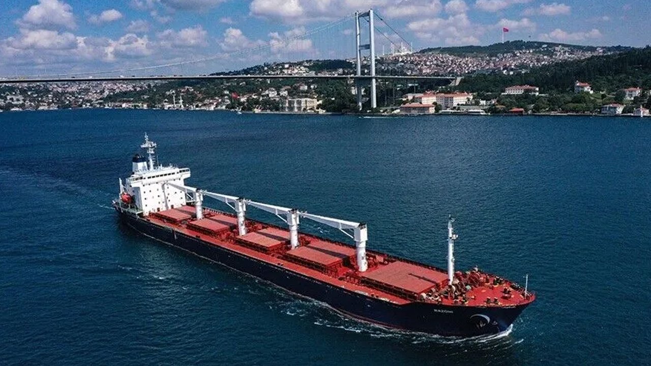 Türk boğazlarından geçen gemi sayısı belli oldu