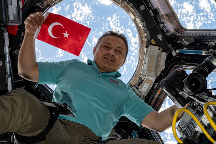 Alper Gezeravcı