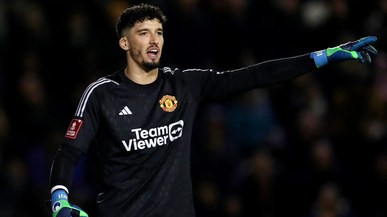 Altay Bayındır'ın yeni takımı belli oldu! Hangi takıma transfer olacak?