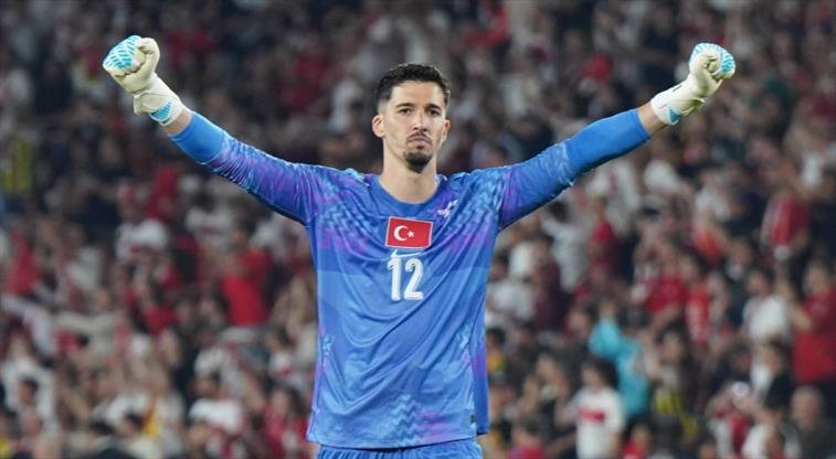 Altay Bayındır'ın yeni takımı belli oldu! Hangi takıma transfer olacak?