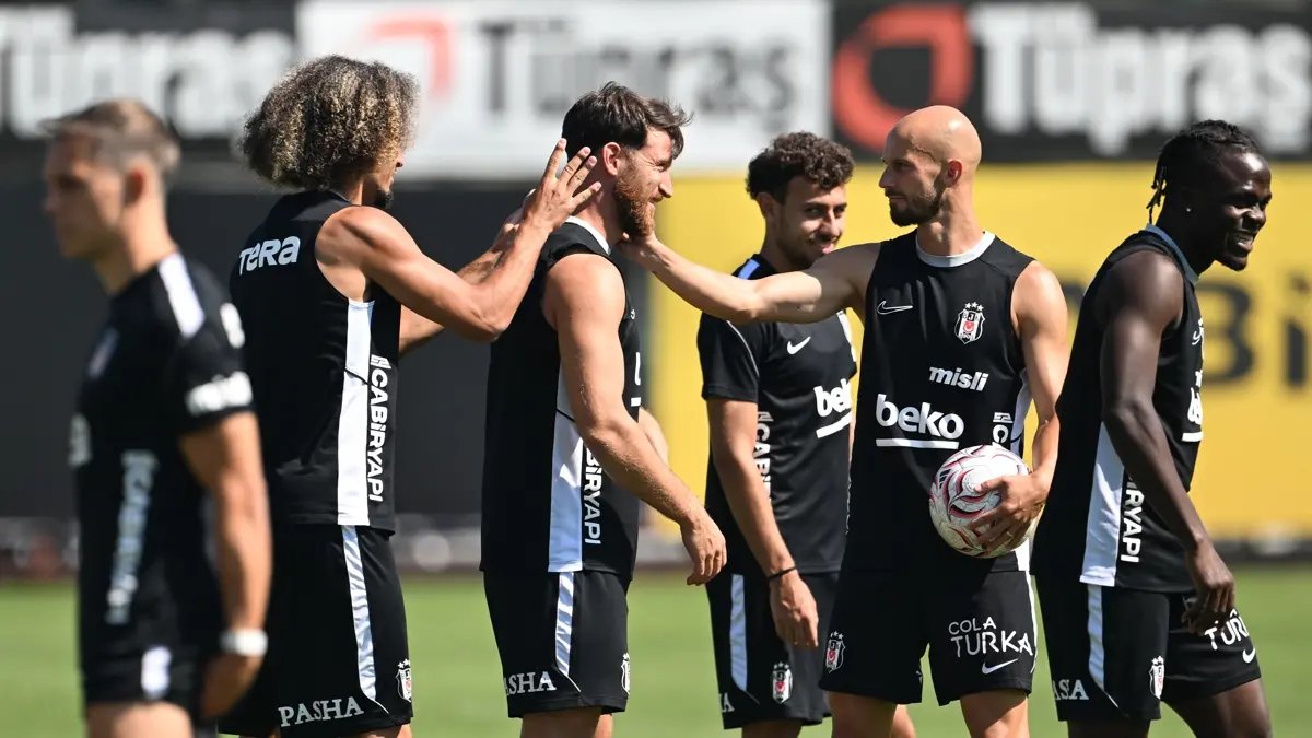 Beşiktaş Avrupa maçı ne zaman, hangi kanalda? Hradec Kralove-Beşiktaş kamp kadrosu açıklandı!