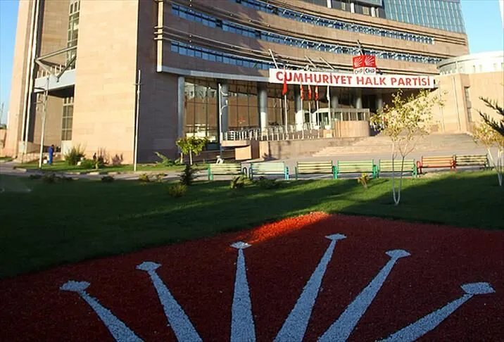 CHP'de revizyon sürüyor! 8 il başkanlığına yeni atamalar