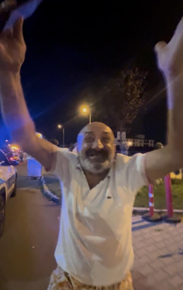 Ehliyetsiz ve alkollü sürücünün rahat tavırları şaşırttı