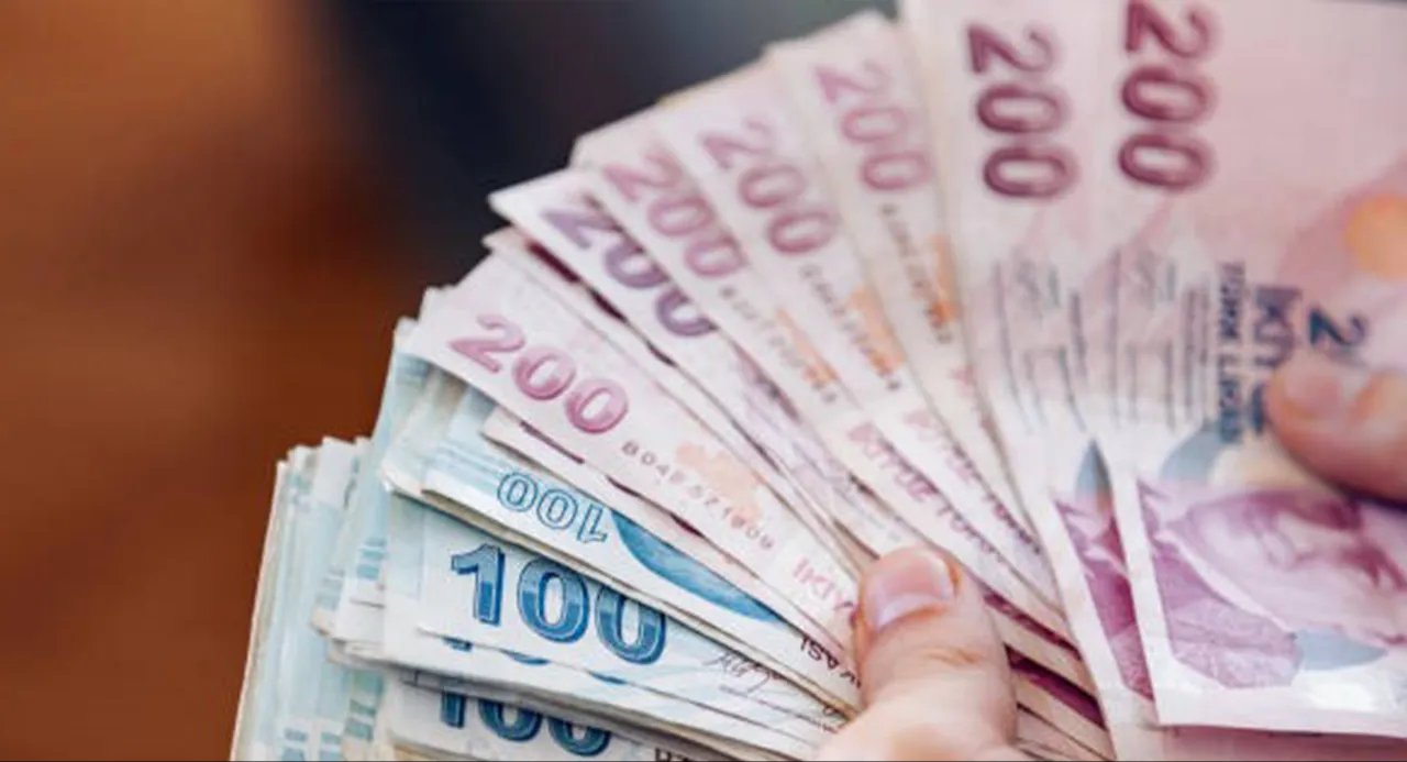 Emekli maaş farkları ne zaman yatacak? 4A, 4B, 4C en düşük emekli maaşı zam farkı ödeme tarihleri