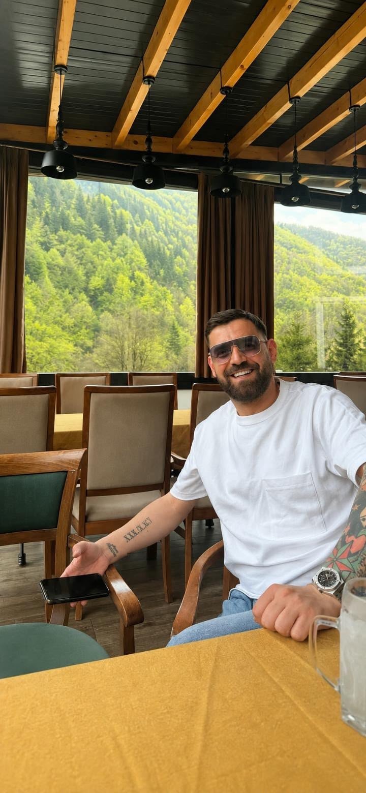Facianın görüntüsü çıktı! Küçükçekmece otomobilin İETT’ye çarptığı anlar kamerada! 3 kişi böyle can vermiş