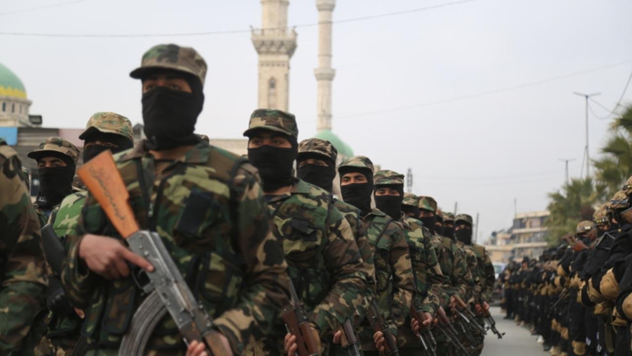 Suriye ordusu harekete geçti iddiası! Irak'tan yalanlama geldi