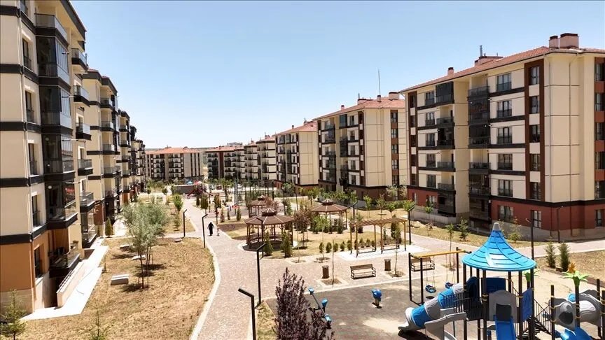 TOKİden müjde! Yüzde 10 peşinatla ev ve işyeri sahibi olma fırsatı