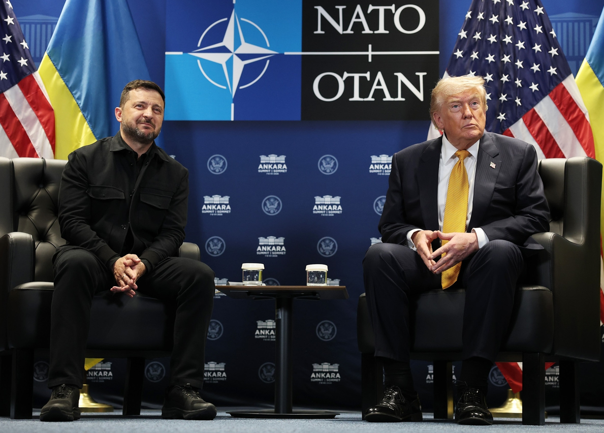 Trumpın Ankaradaki sözü rafa kalktı: Rusya balistik füzeyle Kievi vurdu! Bölgede kimyasal alarm
