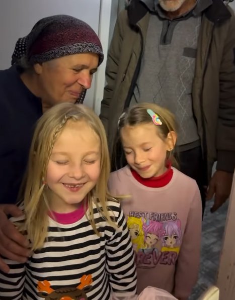 34 yıl sonra evlat sahibi olmuşlardı! Meğer mahalleli tarafından dolandırılmışlar