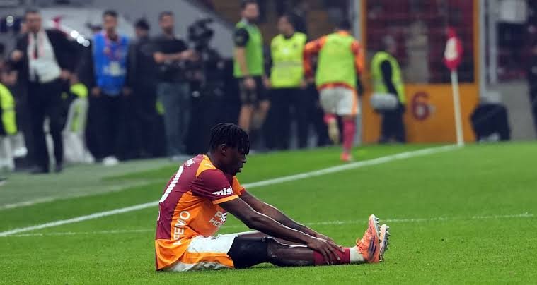25 yaşındaki futbolcu, sakatlık problemleriyle boğuşuyor.
