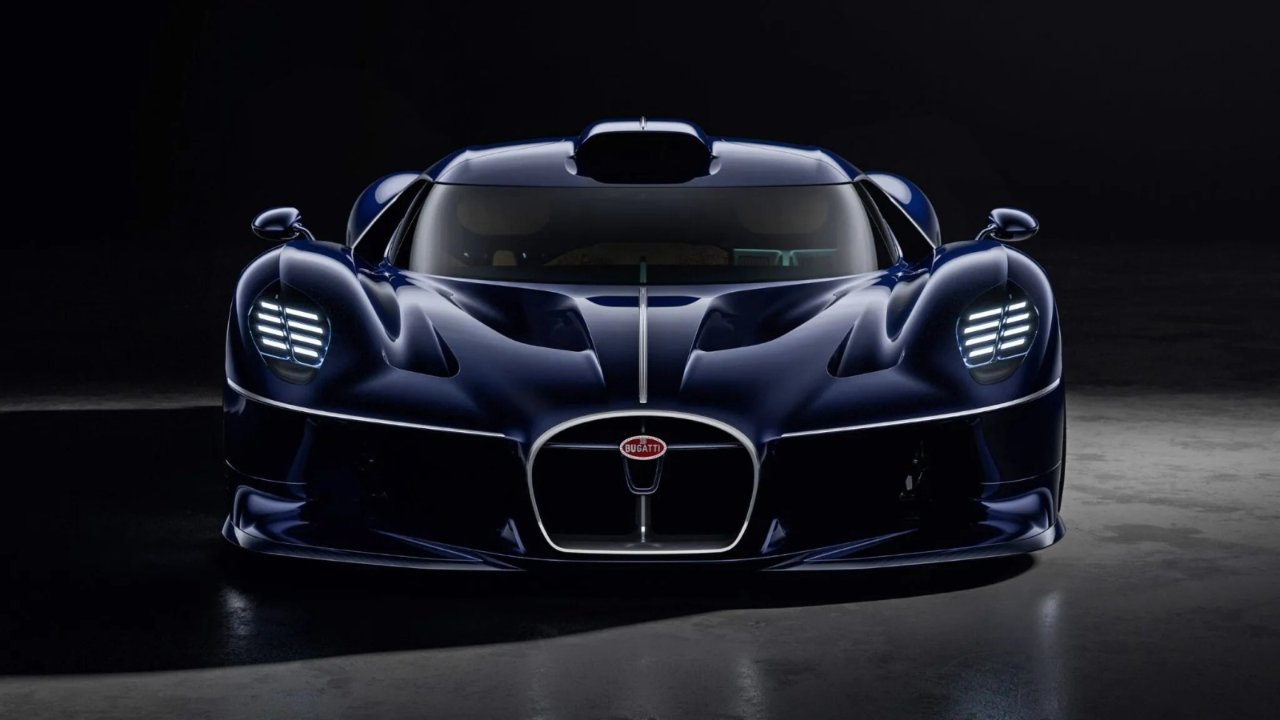 Bugatti Destrier tanıtıldı! Pist canavarı Bolide, yollara uygun tek seferlik hiper otomobile dönüştü