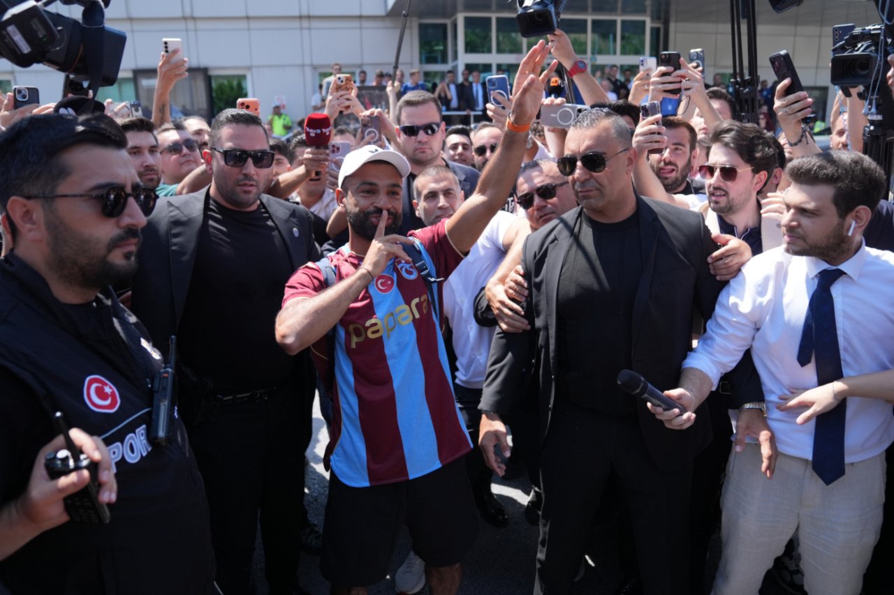 Mohamed Salah, Trabzonspor'da yıllık 17 milyon euro garanti ücret kazanacak.