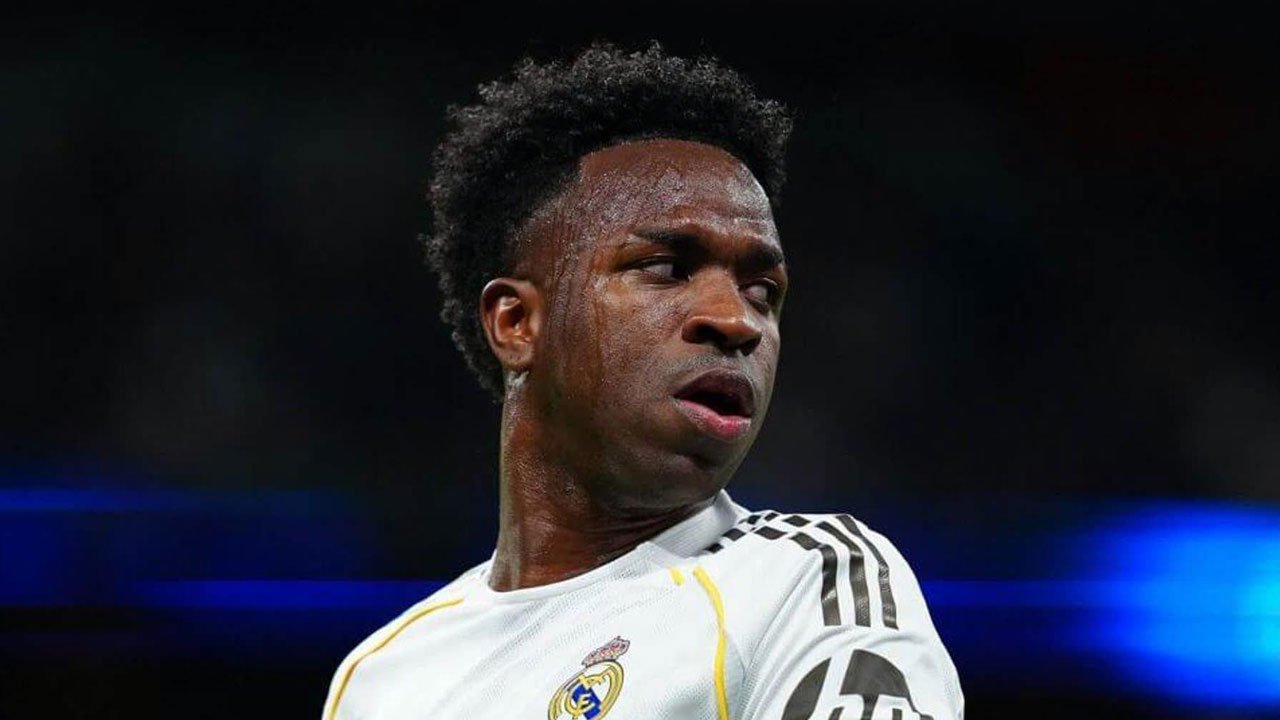 Vinicius Junior'dan 6 yıllık imza!