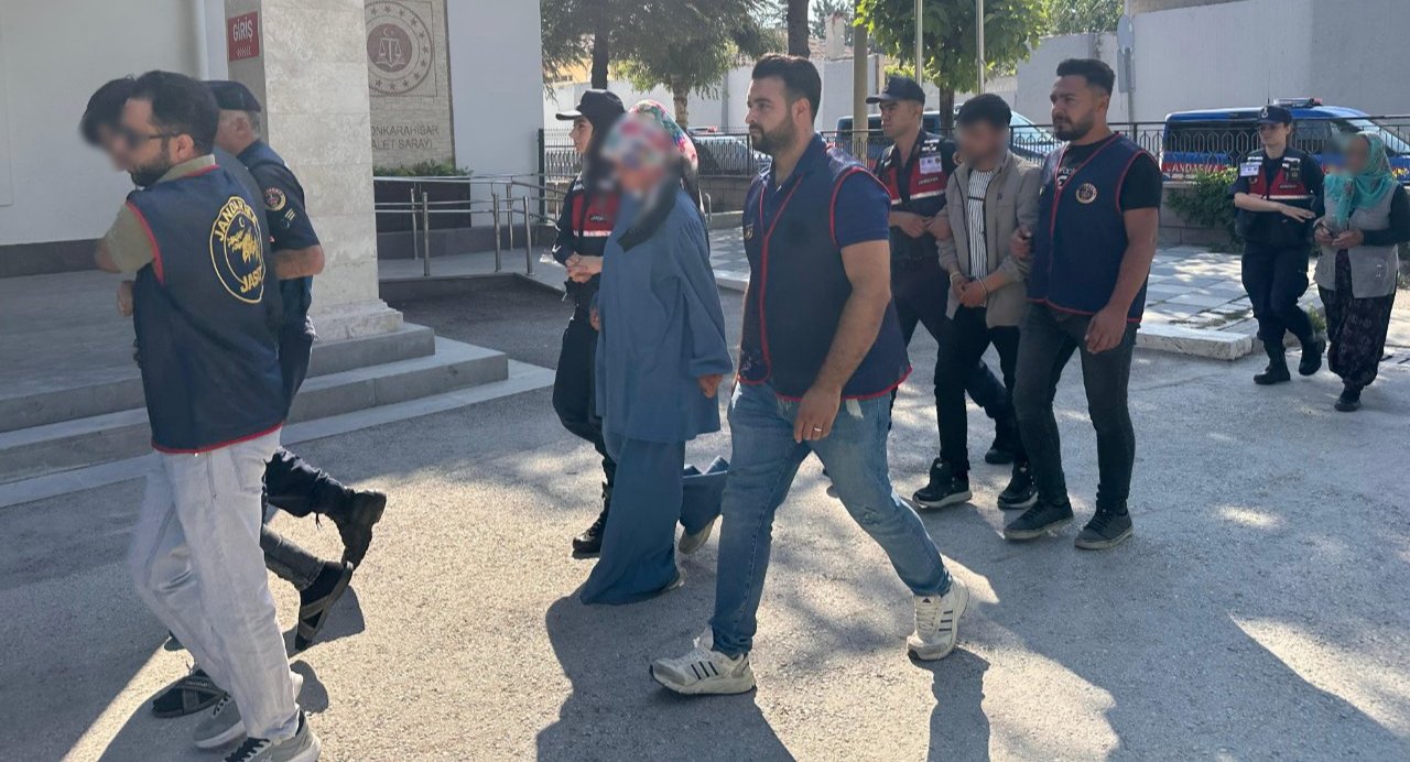 ‘Yüksekten düştü’ denildi, cinayet çıktı… Oğlunun katili ile 3 gün sonra evlenmiş!