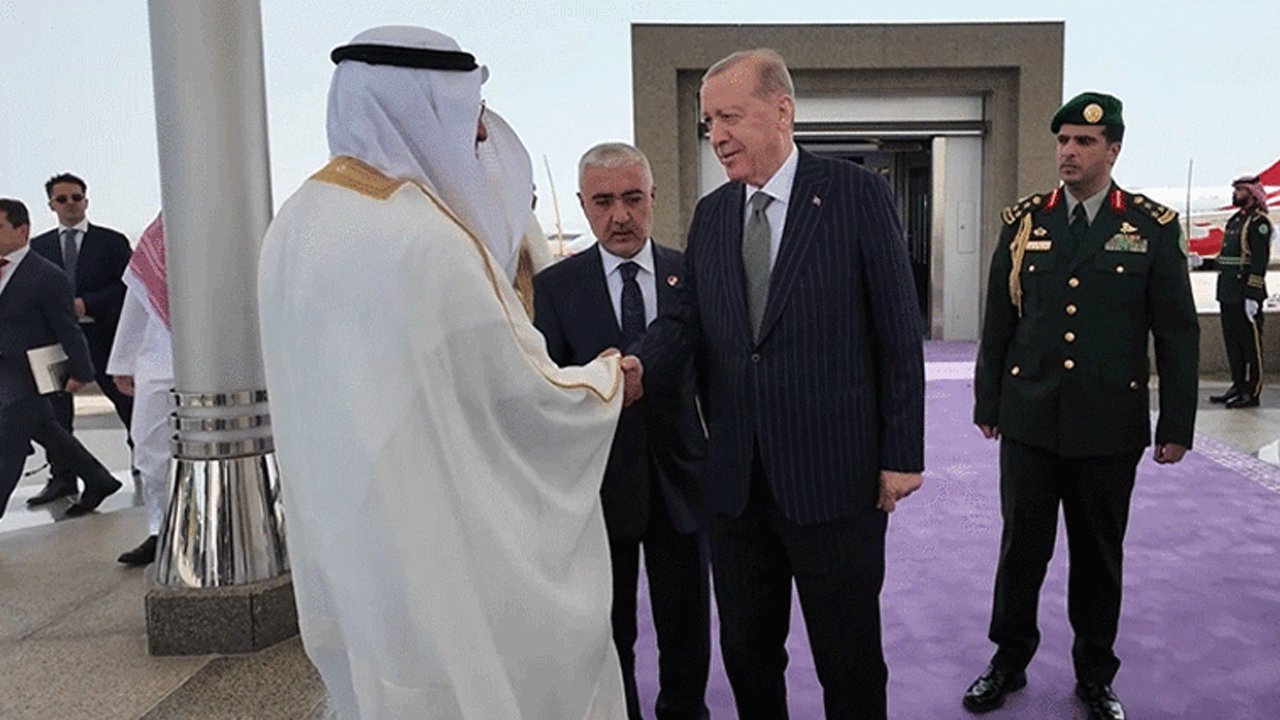 Cumhurbaşkanı Erdoğan, Suudi Arabistan'a geldi