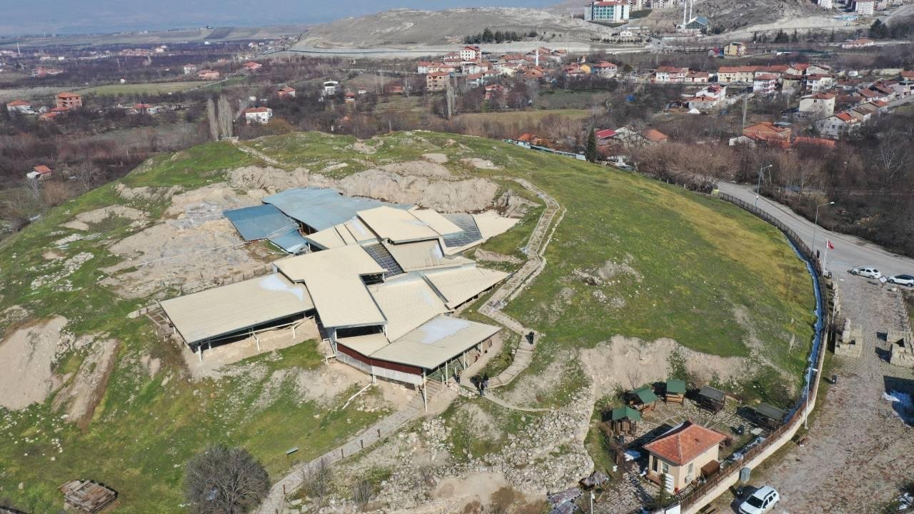 6 Şubat depremlerinde Arslantepe Höyüğü de hasar gören kültürel varlıklar arasındaydı