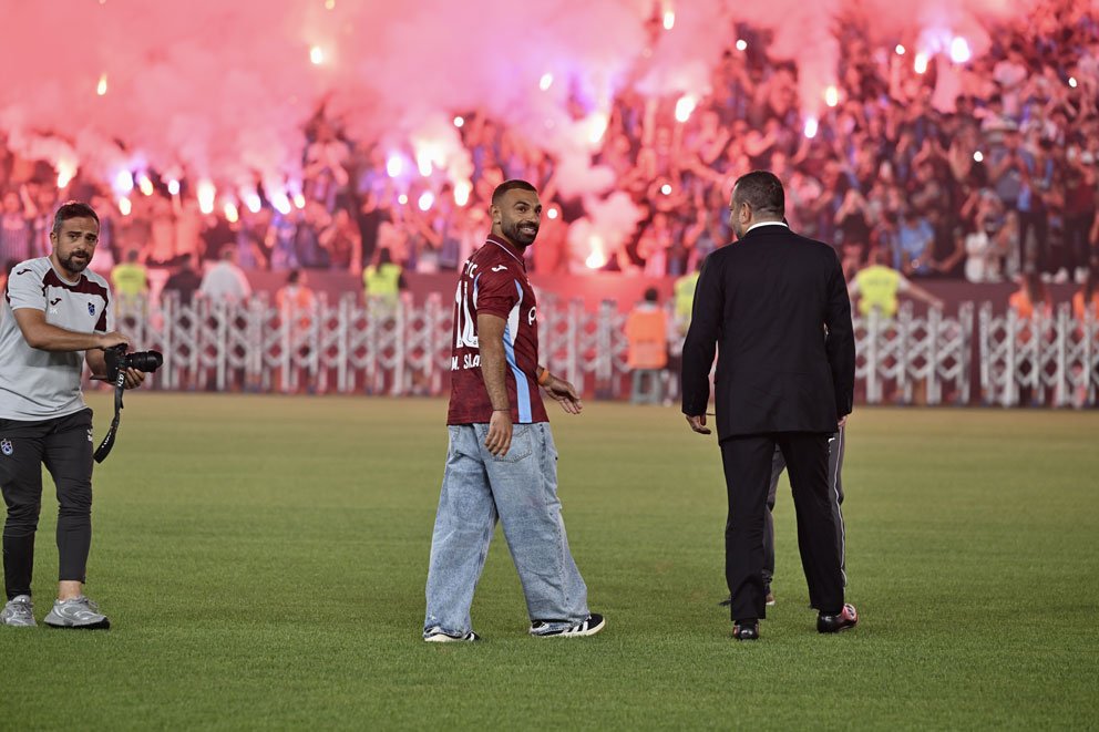 Salah'ın imza töreninden