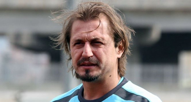 Ayhan Akman, Galatasaray'da 2001-2012 yılları arasında forma giydi.